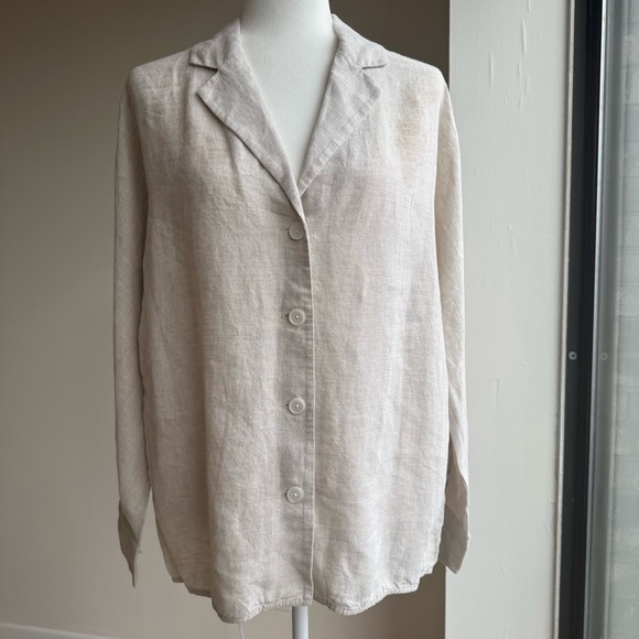 Aritzia Tops - Aritzia Wilfred Sail Shirt Size Small